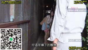 寂寞人妻坐电车裙子被们给夹住憋不住还尿失禁了②