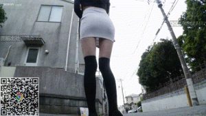 男的想找一个上门服务，没想到来的竟然是女朋友的姐姐，这下尴尬了