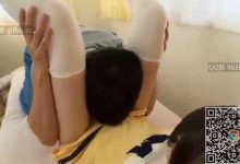 迷人的丝袜绝对领域,拥有业界第一修长美腿,在学校里总是能吸引同学的眼球③-解解图解