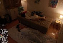 和男朋友一起参加一个同学聚会,男友喝醉后,女朋友让别人给搞了-解解图解