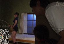 爱运动的女孩身材极品,不管在健身房还是在游泳馆,永远是男人眼里的尤物-解解图解