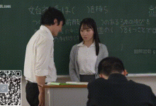 GIF剧情图解3出处,当众调戏我的女老师,肉丝翘臀撕烂丝袜,反差的眼镜妹女老师-解解图解